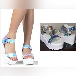 N.Y.L.A. Chunky sandals Platform Sandals silver holographic retro strappy shoe